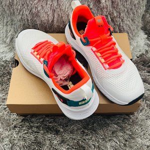 Under Armour Women Sneakers